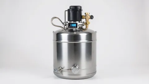 Bojler do centralnego ogrzewania z grzałką elektryczna