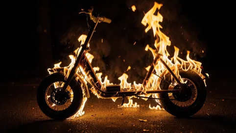 Czy hulajnogi elektryczne się palą