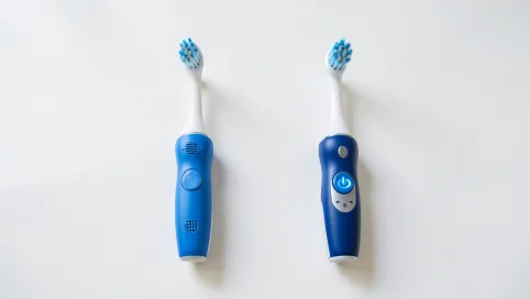 Czy szczoteczka soniczna jest lepsza od elektrycznej