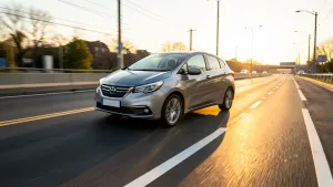Dlaczego samochody elektryczne mogą jeździć buspasem