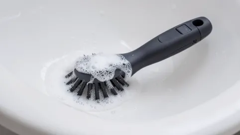Elektryczna szczotka do mycia wanny