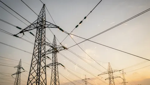 Ile Zarabia Elektryk Wysokich Napięć