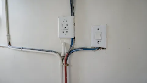 Instalacja elektryczną w pokoju