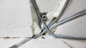Instalacja elektryczna w warstwie ocieplenia