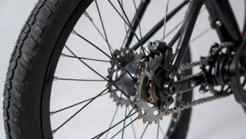 Koło z napędem elektrycznym do roweru