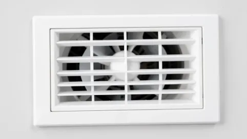 Kratka wentylacyjna do łazienki elektryczną