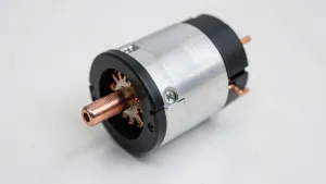Mały silnik elektryczny 12V
