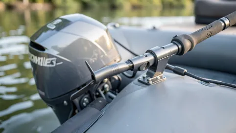 Silnik elektryczny do pontonu