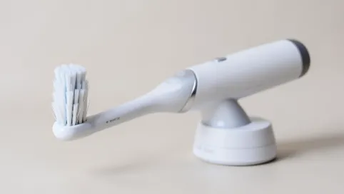 Szczotka elektryczna do czyszczenia zębów