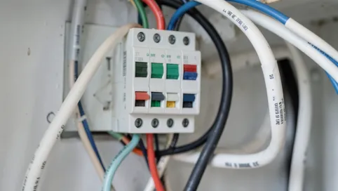 Z czego składa się Domowa instalacja elektryczna